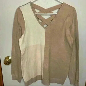 Love Ellie Sweater Womens Large‎ White Tan Pink 
V Neck , Long Sleeve NWOT